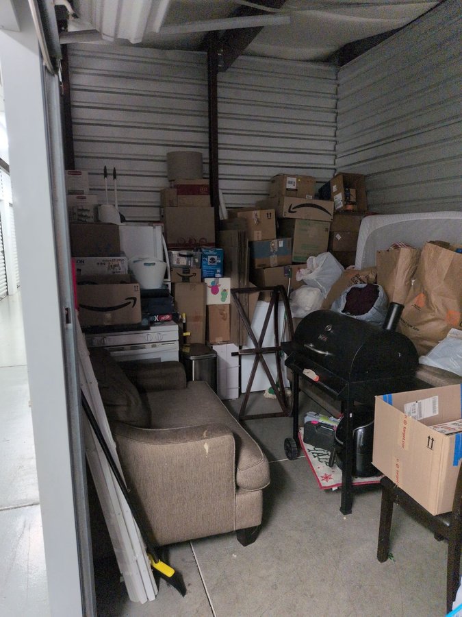 10 x 20 storage unit in Taylor, MI