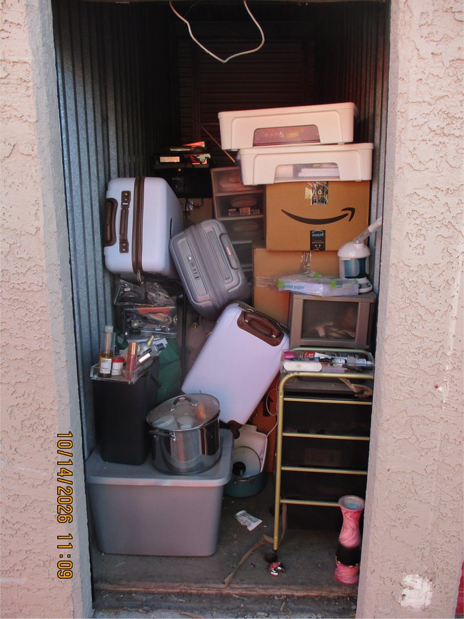 4 x 10 storage unit in Mesa, AZ