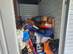 5 x 10 unit in Largo