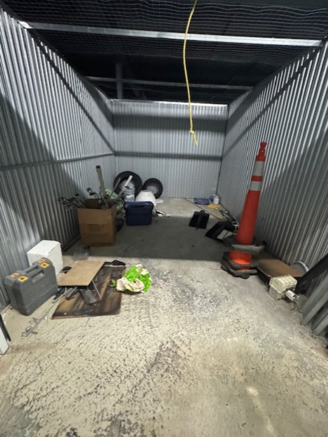 10 x 15 storage unit in N Randall, OH