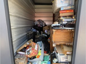 5 x 10 storage unit in Austin, TX