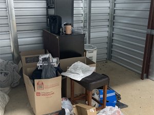 10 x 10 unit in San Antonio