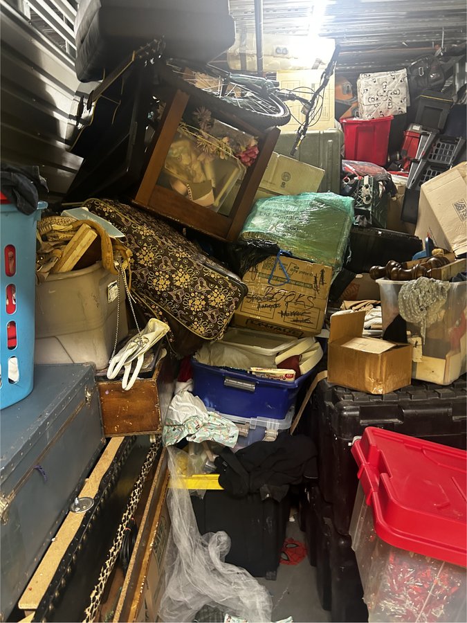 10 x 20 storage unit in Glendale, AZ
