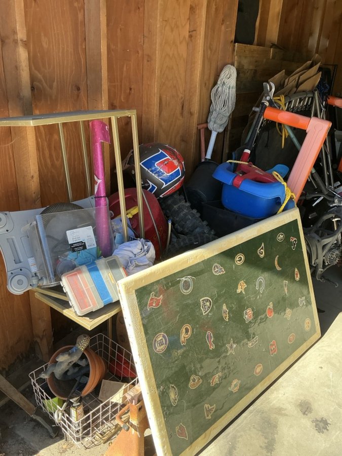 10 x 20 storage unit in Hemet, CA