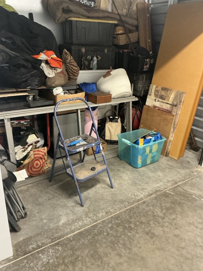 5 x 10 storage unit in Elk Grove, CA