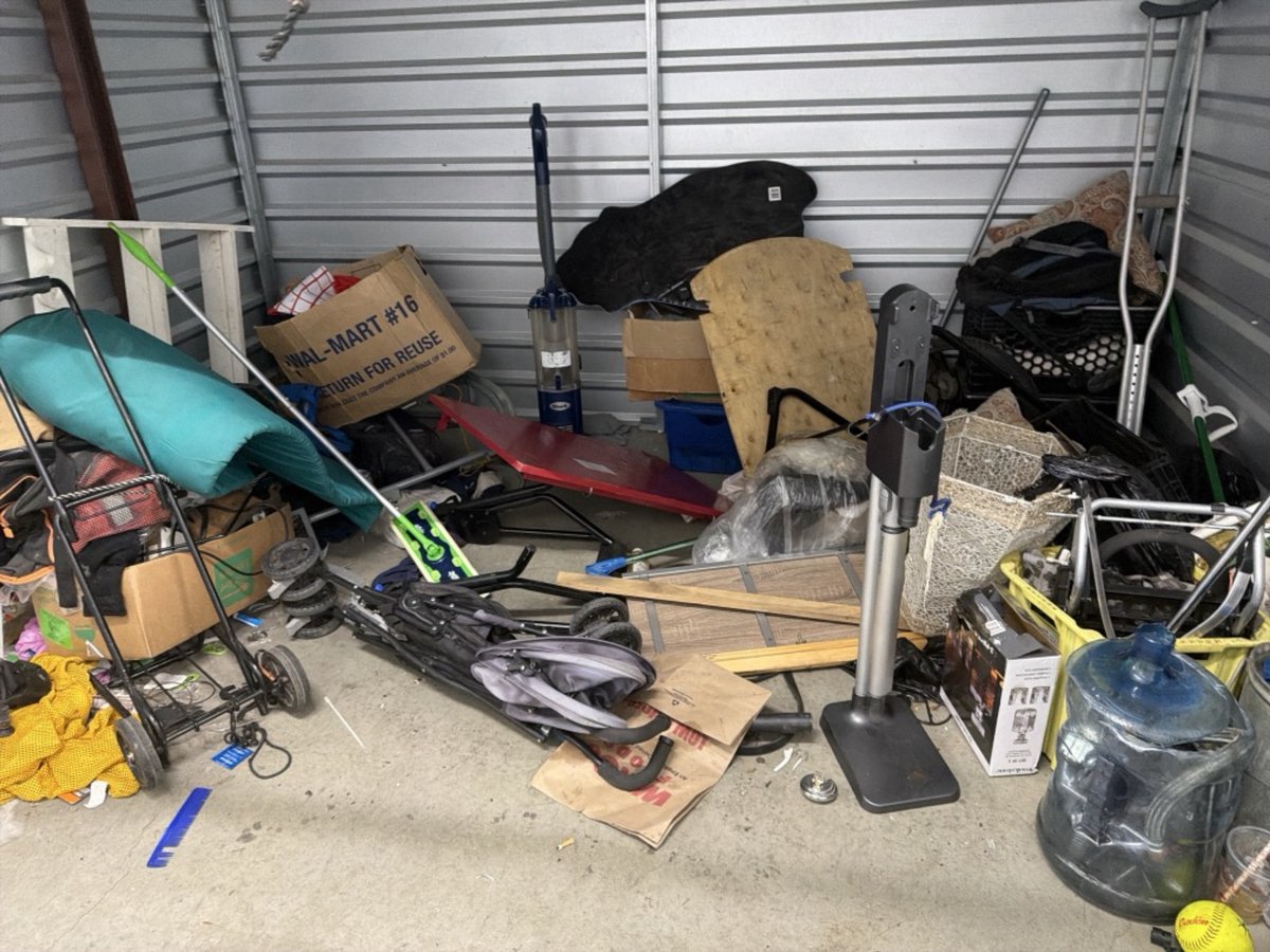 10 x 8 storage unit in Pittsburg, CA