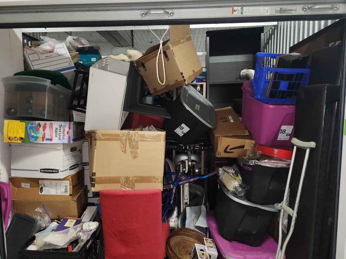 10 x 15 storage unit in Chicago, IL