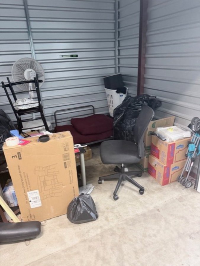7 x 10 storage unit in Las Vegas, NV