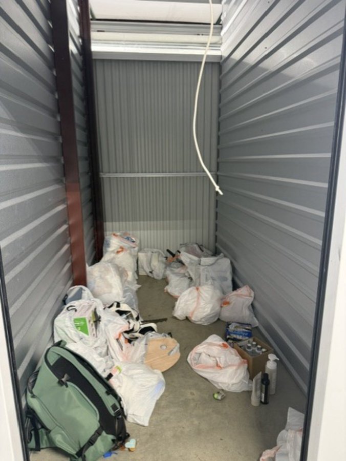 5 x 10 storage unit in Dallas, TX