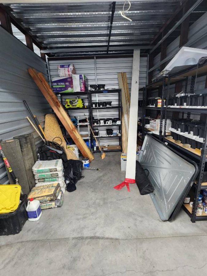 10 x 10 storage unit in Scottsdale, AZ
