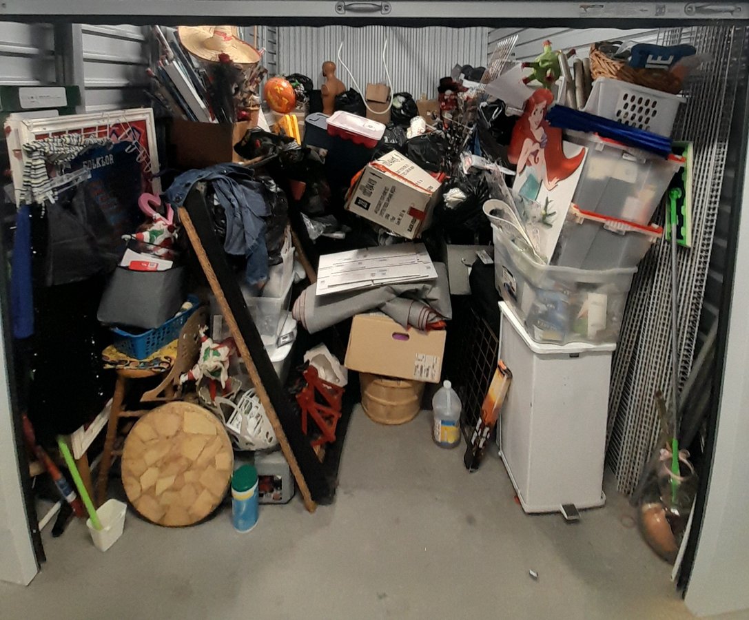 10 x 15 storage unit in Chula Vista, CA