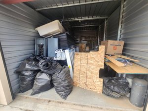 10 x 20 unit in Hesperia