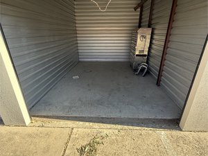 10 x 15 storage unit in Crowley, TX