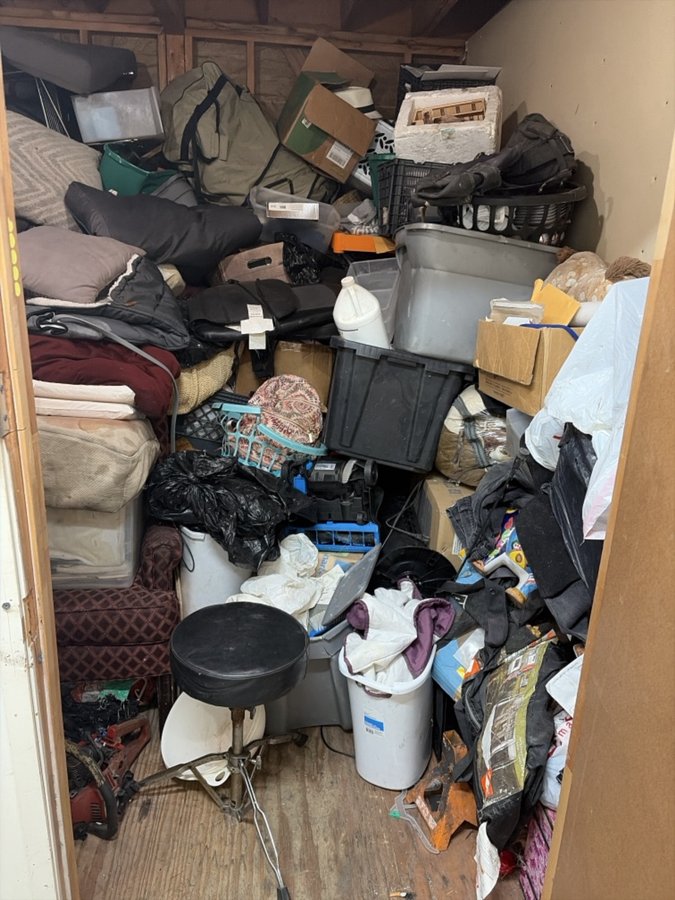 10 x 10 storage unit in San Bernardino, CA