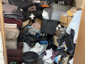 10 x 10 unit in San Bernardino