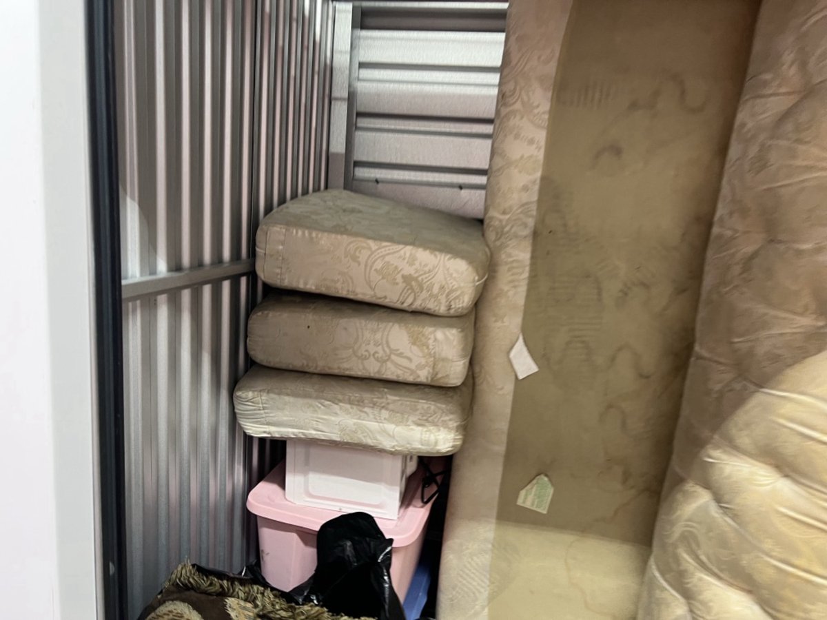 5 x 5 storage unit in Ft Lauderdale, FL
