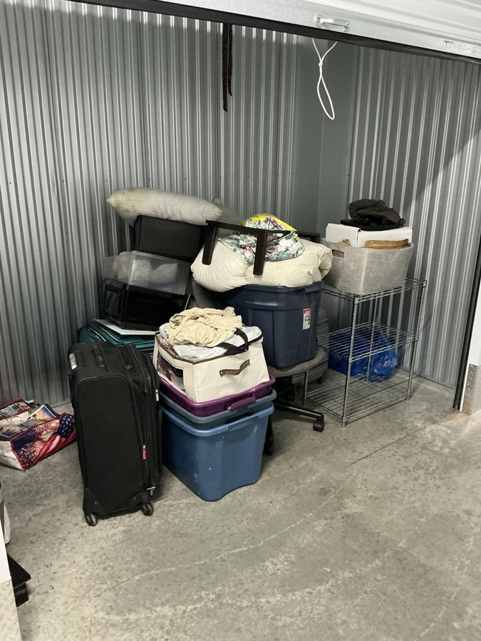 10 x 5 storage unit in Bothell, WA