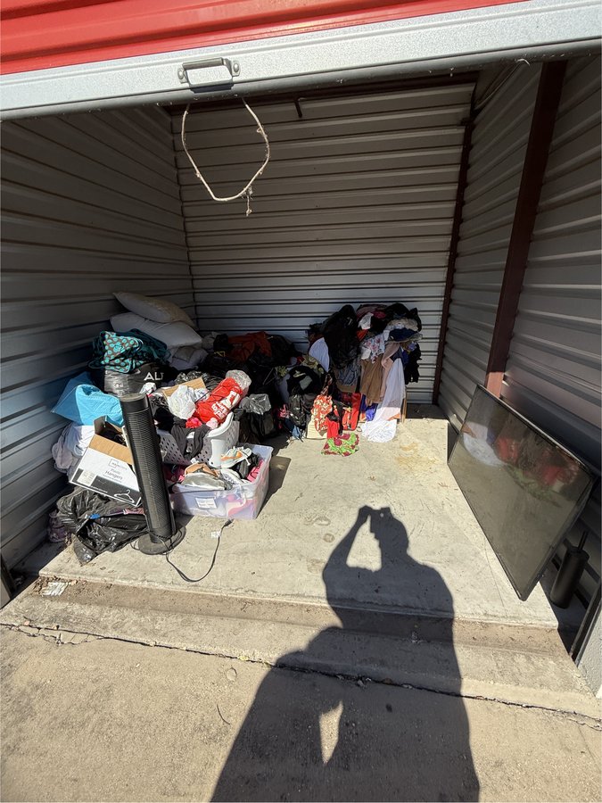 10 x 10 storage unit in Crowley, TX