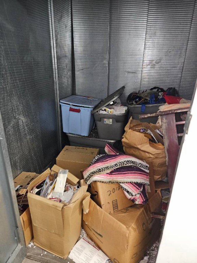 10 x 5 storage unit in Phoenix, AZ