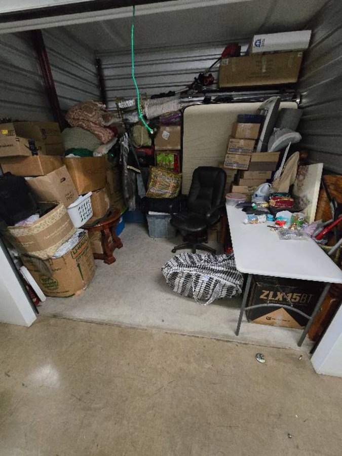 10 x 10 storage unit in Grand Prairie, TX
