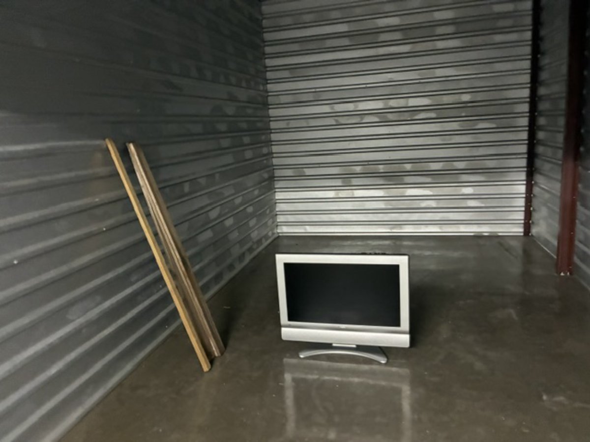 10 x 20 storage unit in Cypress, TX