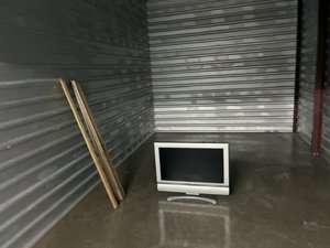 10 x 20 unit in Cypress