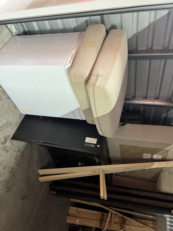 10 x 15 storage unit in Ft Lauderdale, FL