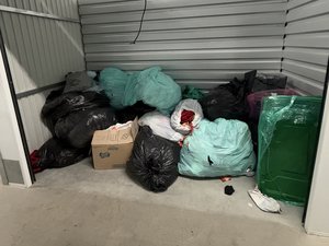 10 x 20 unit in Los Angeles
