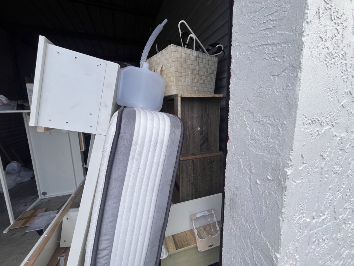 10 x 20 storage unit in Deerfield Beach, FL