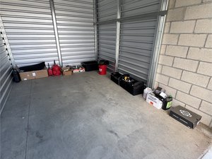 10 x 15 unit in Eastvale
