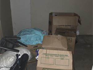 7 x 10 unit in Lynwood