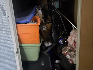 5 x 10 unit in Lynwood