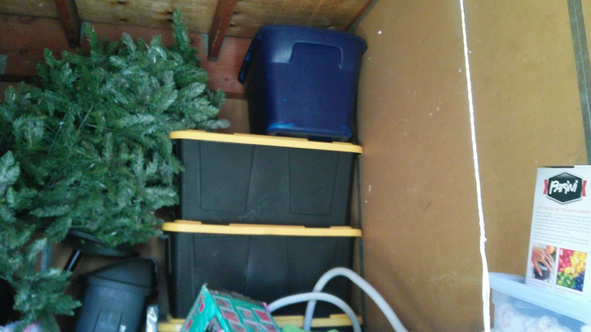 5 x 10 storage unit in San Bernardino, CA