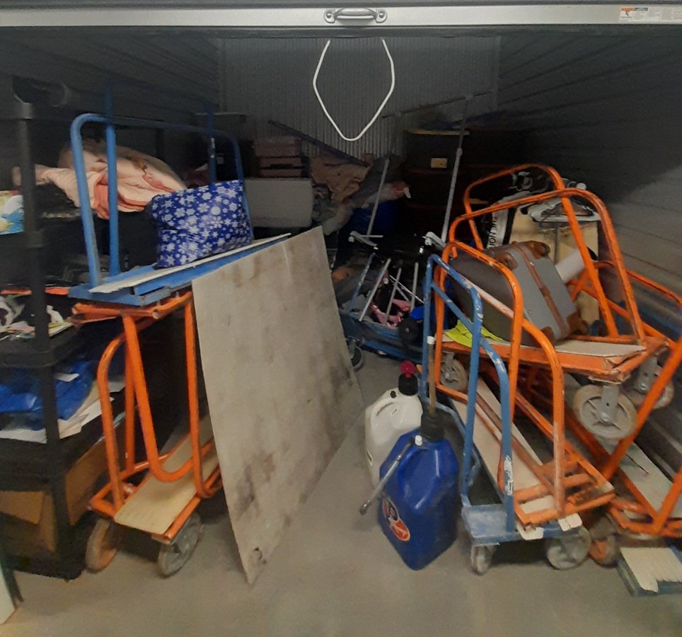 10 x 10 storage unit in Chula Vista, CA