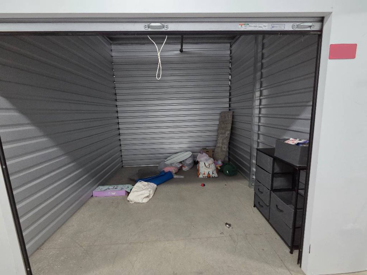 10 x 10 storage unit in Antioch, CA