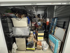 10 x 15 unit in Eastvale