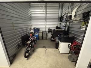 10 x 10 storage unit in Eastvale, CA