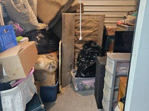 10 x 10 unit in Phoenix