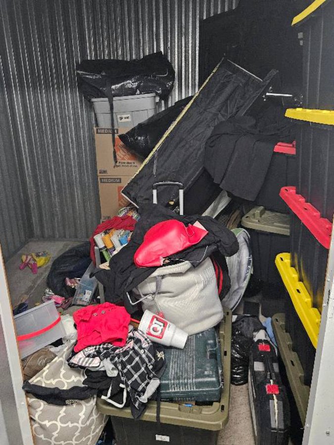 16 x 10 storage unit in Phoenix, AZ