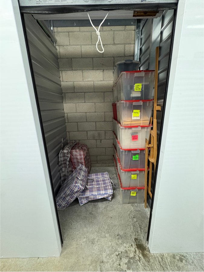 5 x 5 storage unit in North Hollywood, CA