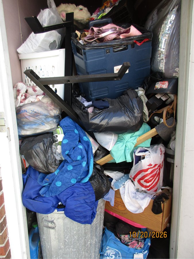 5 x 10 storage unit in Clearwater, FL