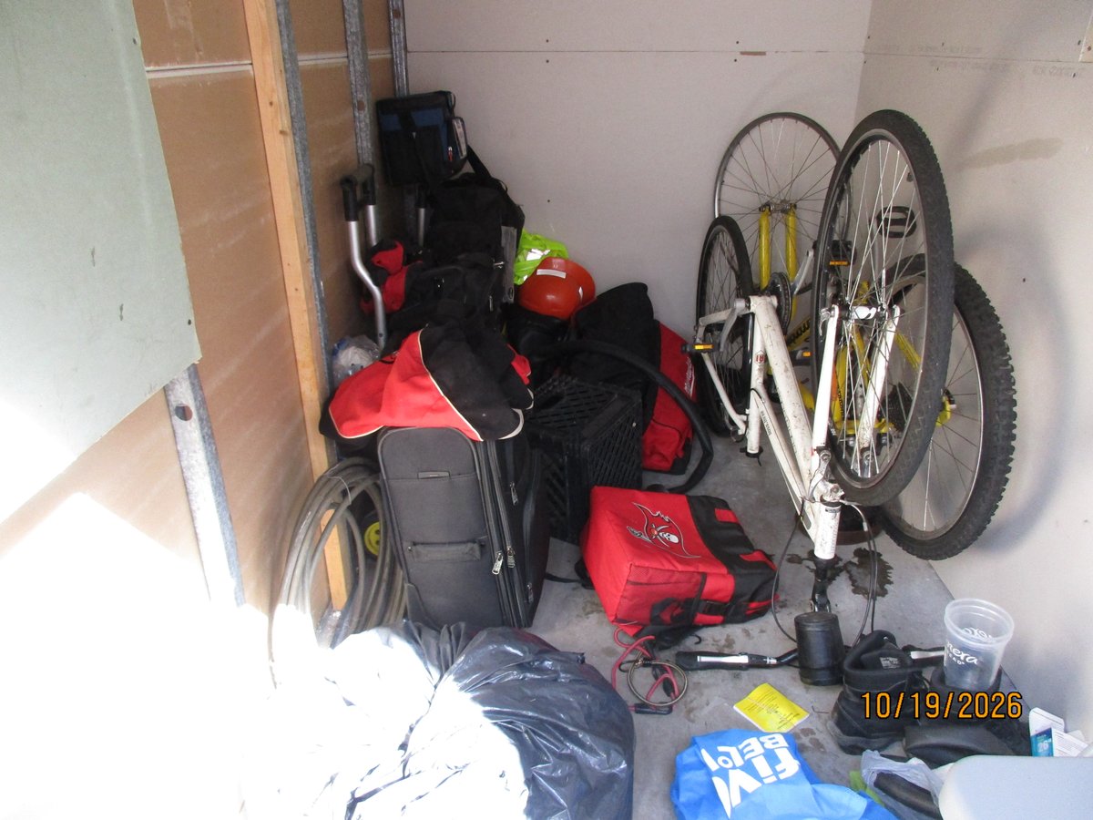 5 x 10 storage unit in Pinellas Park, FL