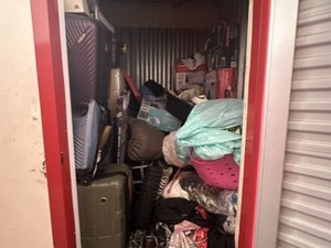 5 x 5 unit in San Bernandino