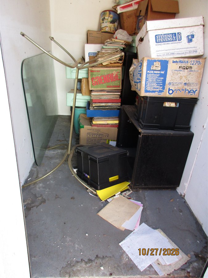 5 x 10 storage unit in St Petersburg, FL