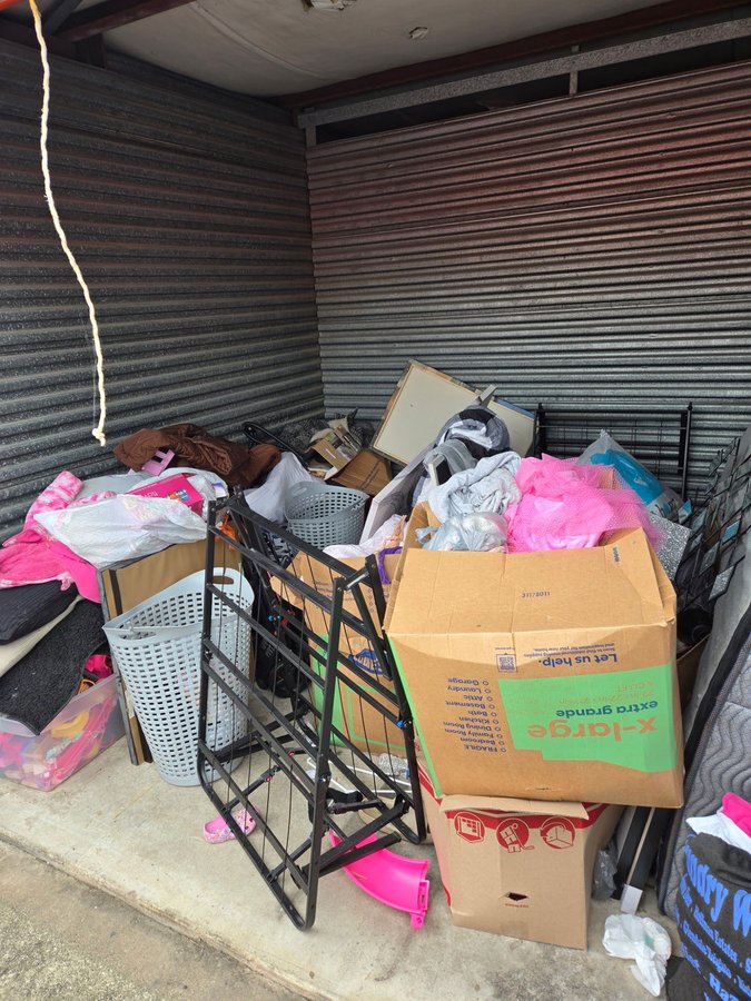 10 x 10 storage unit in Bolingbrook, IL