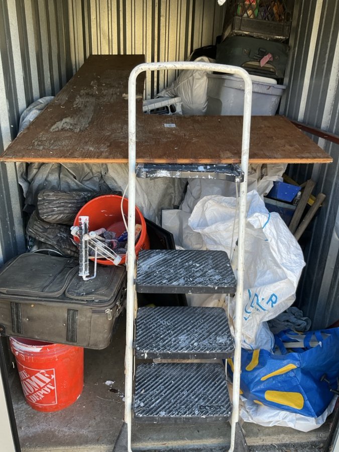 5 x 10 storage unit in Newton, NJ