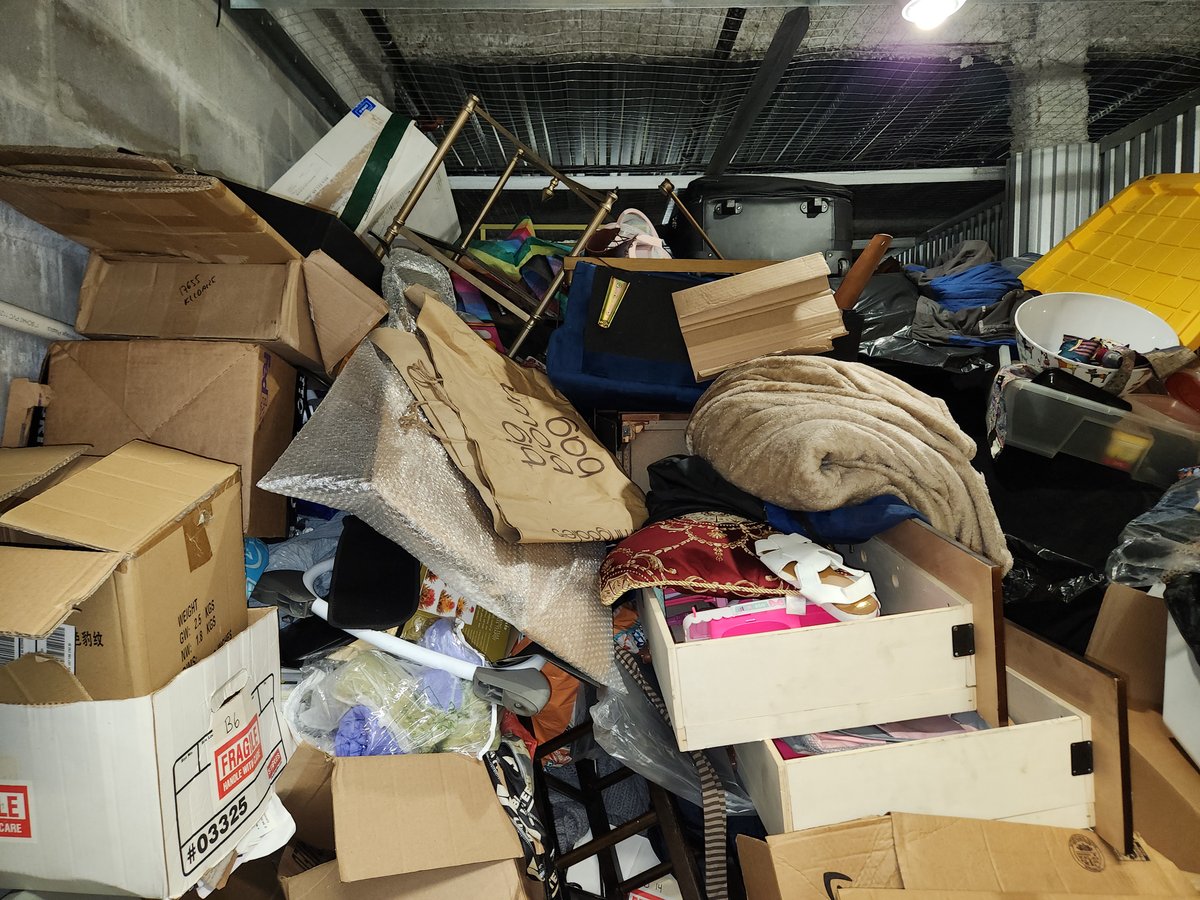 10 x 20 storage unit in Jamaica, NY