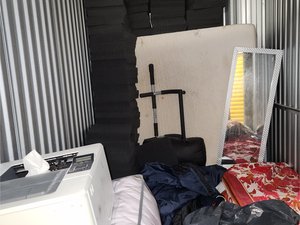 5 x 10 storage unit in Jamaica, NY