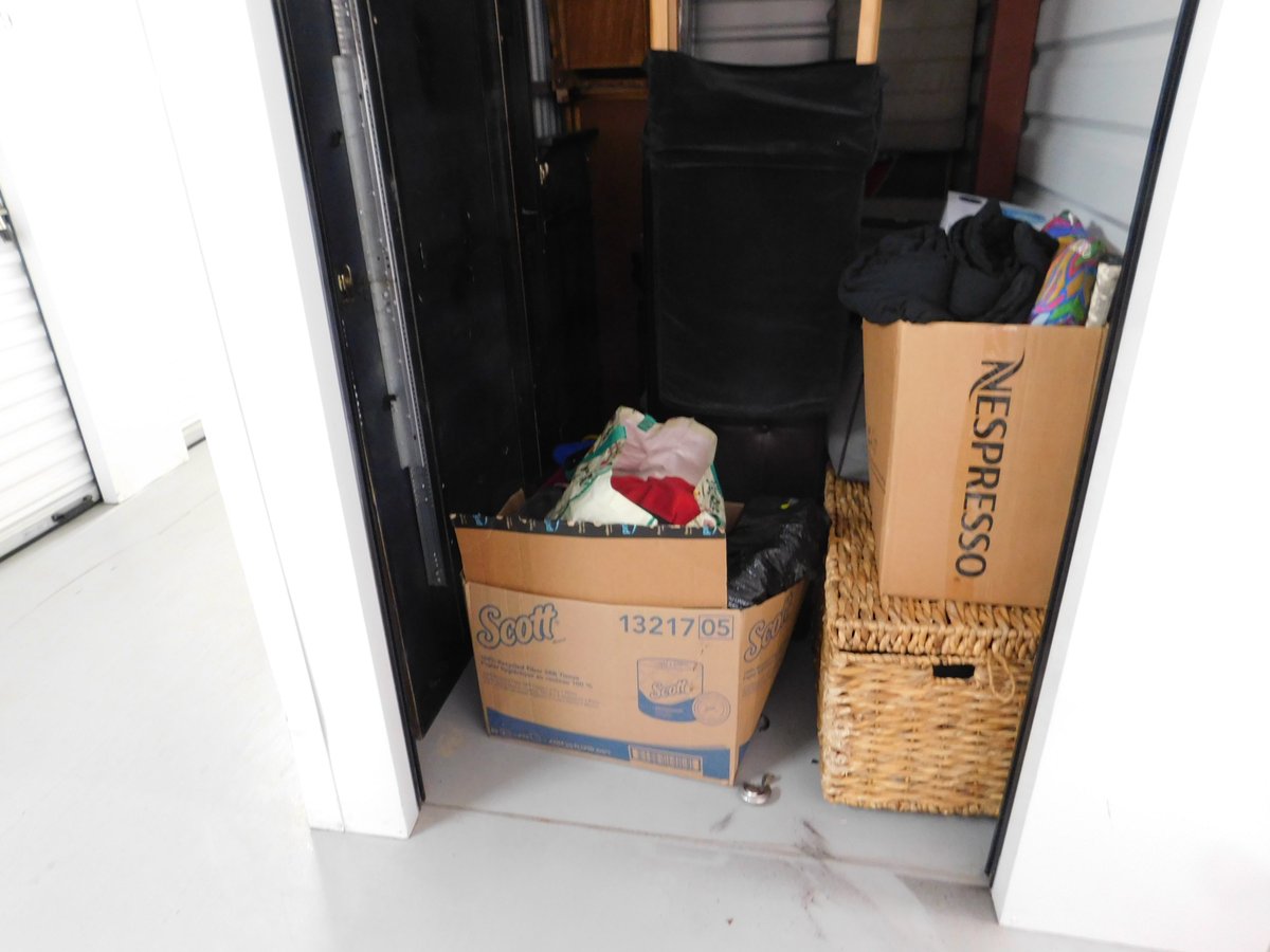 5 x 10 storage unit in Houston, TX