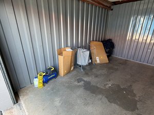 10 x 15 storage unit in Clarksville, TN